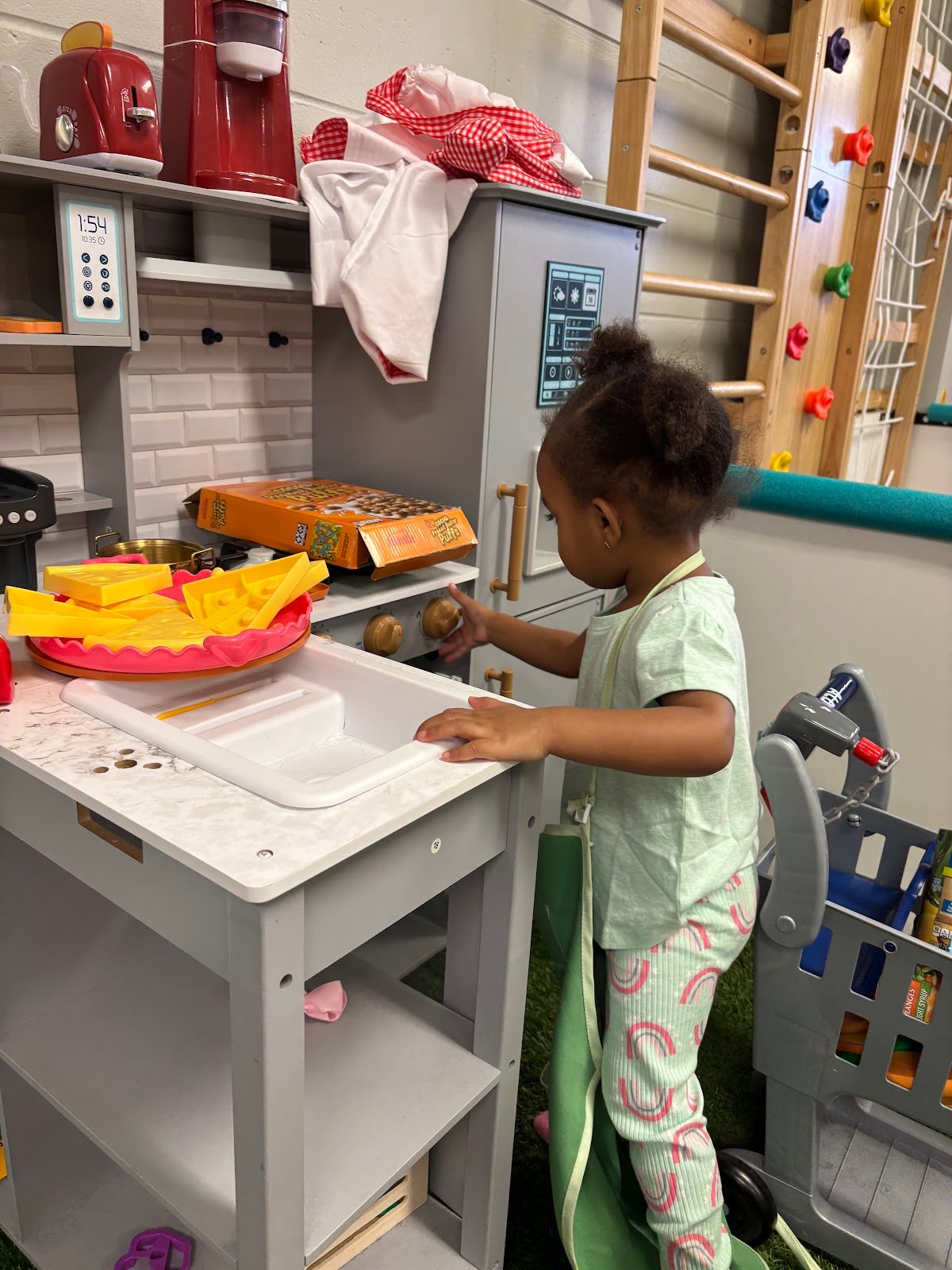 imagine-that-world-of-play-3