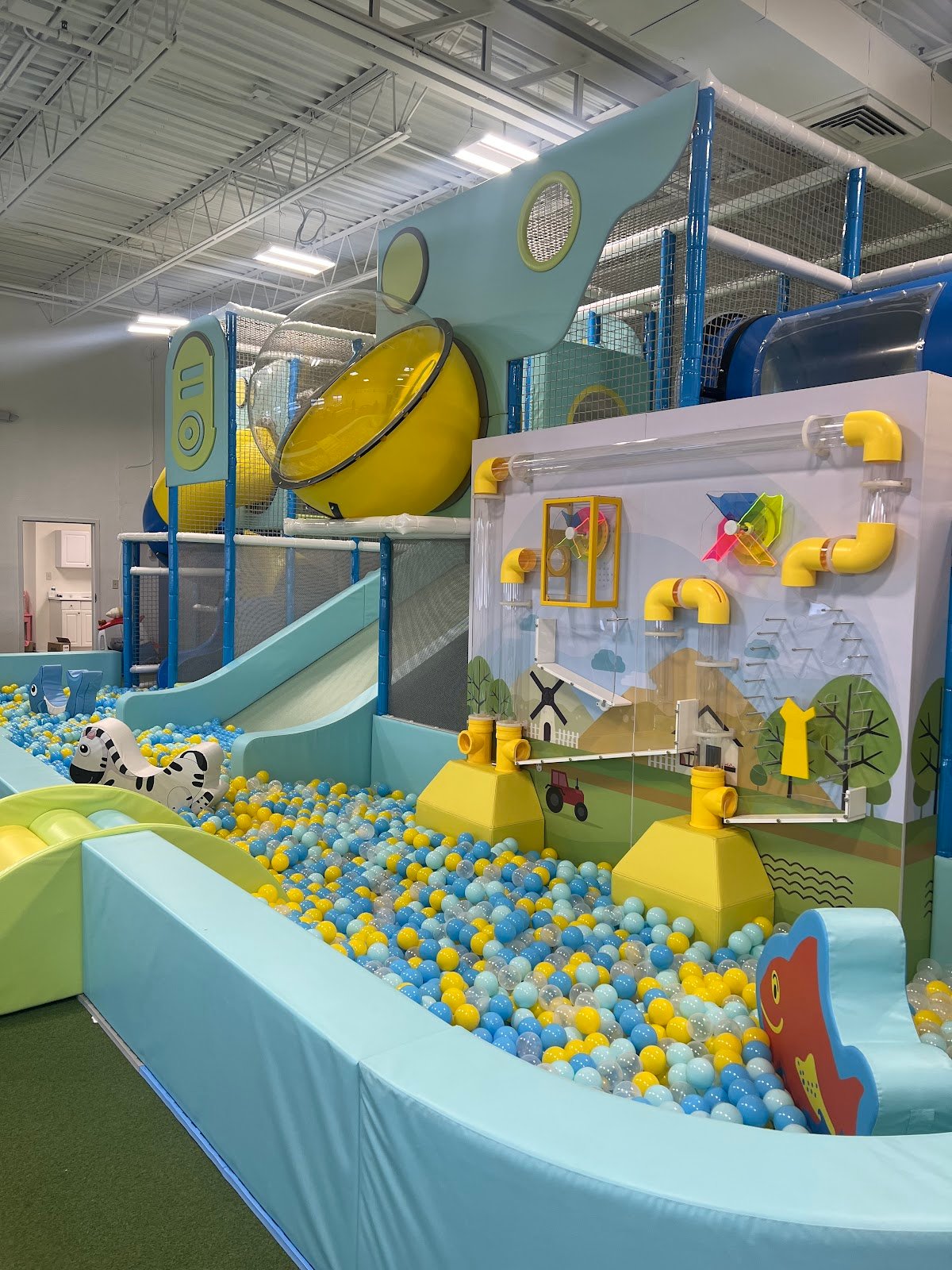 joyville-indoor-playground-reservations-required-on-weekends-for-open-play-1