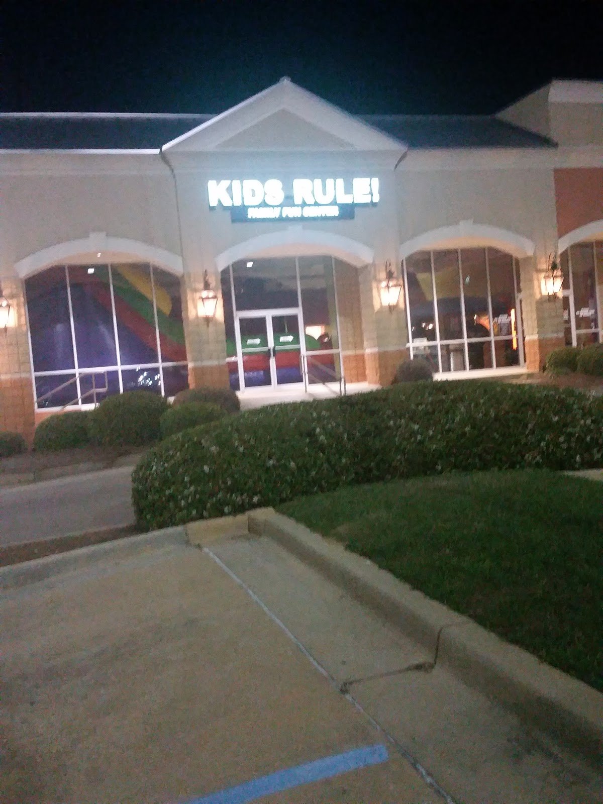 kids-rule-family-fun-center-2