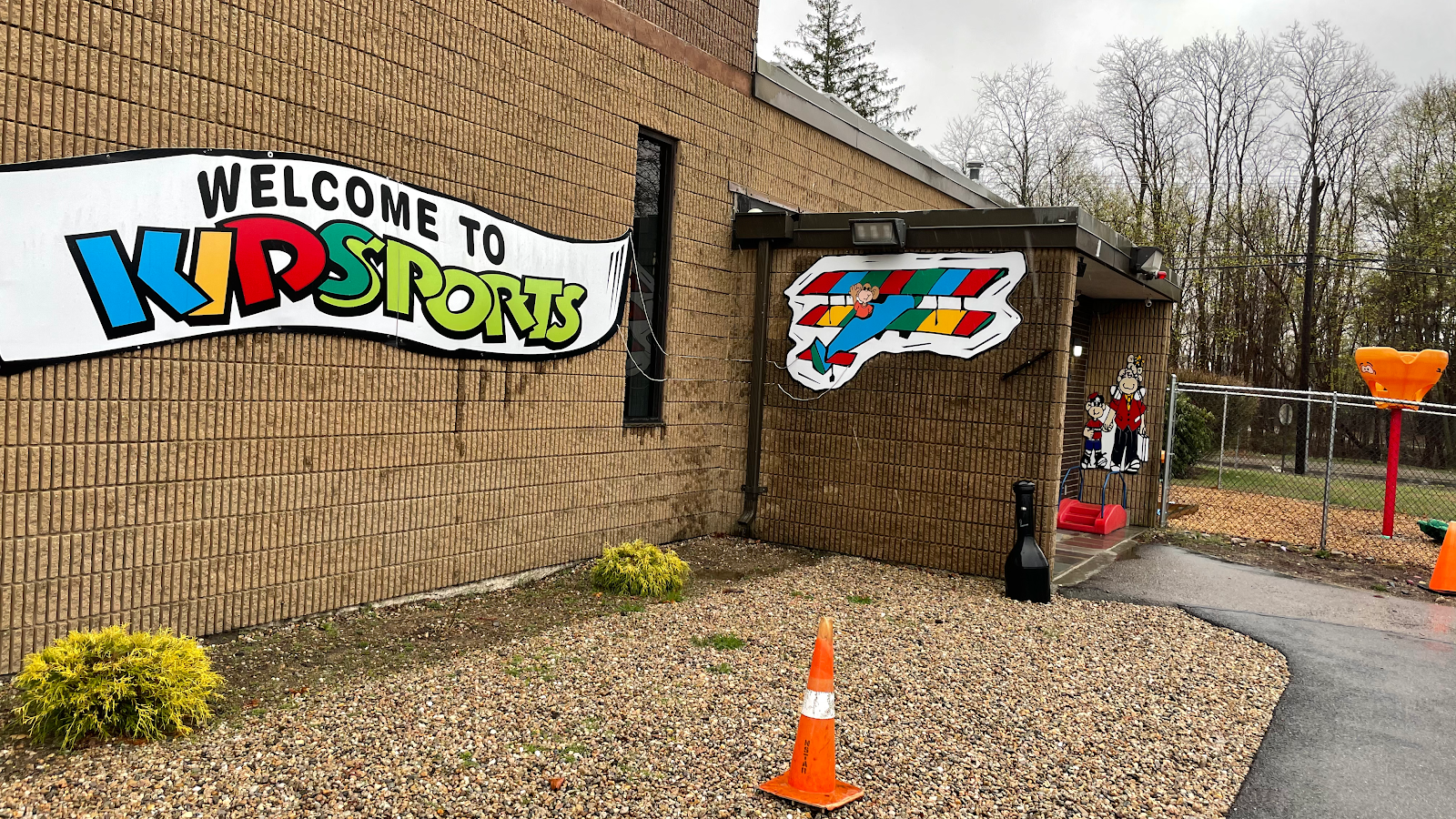 kidsports-indoor-playground-and-laser-tag-1