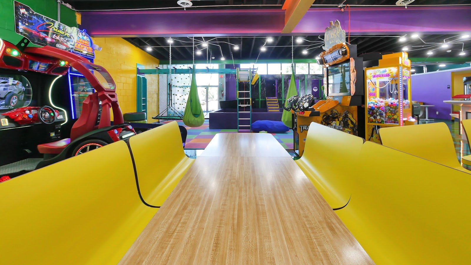 kings-play-cafe-2