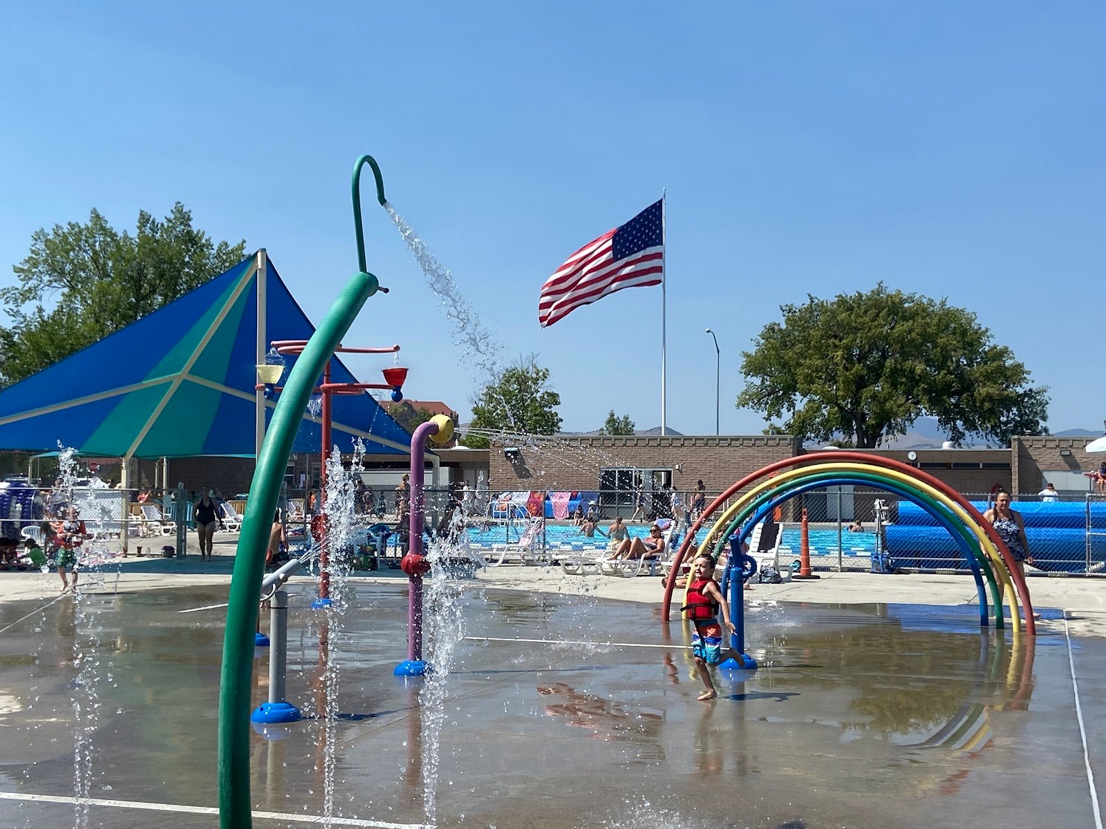 last-chance-splash-waterpark-pool-4