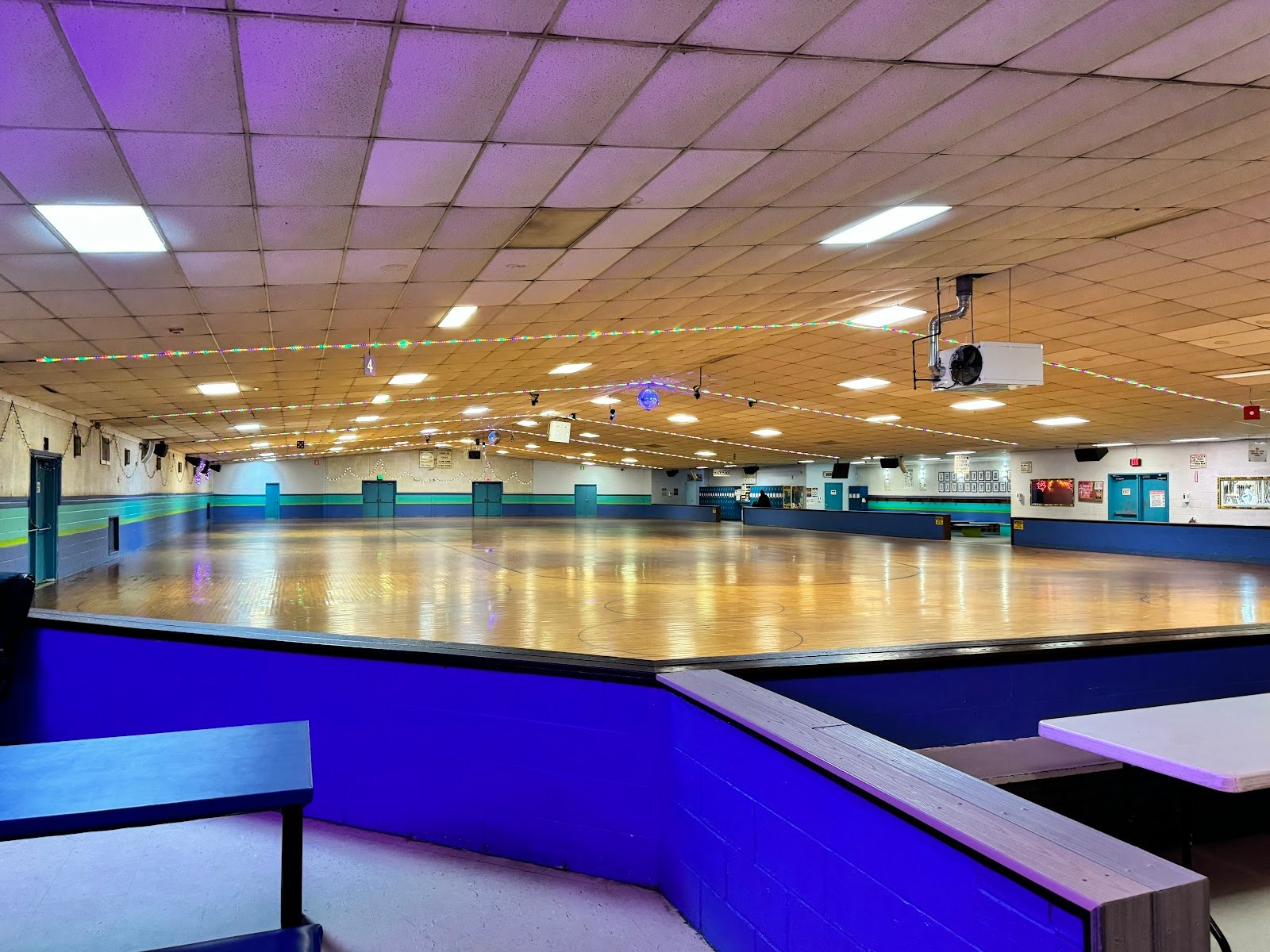 laurel-roller-skating-center-1