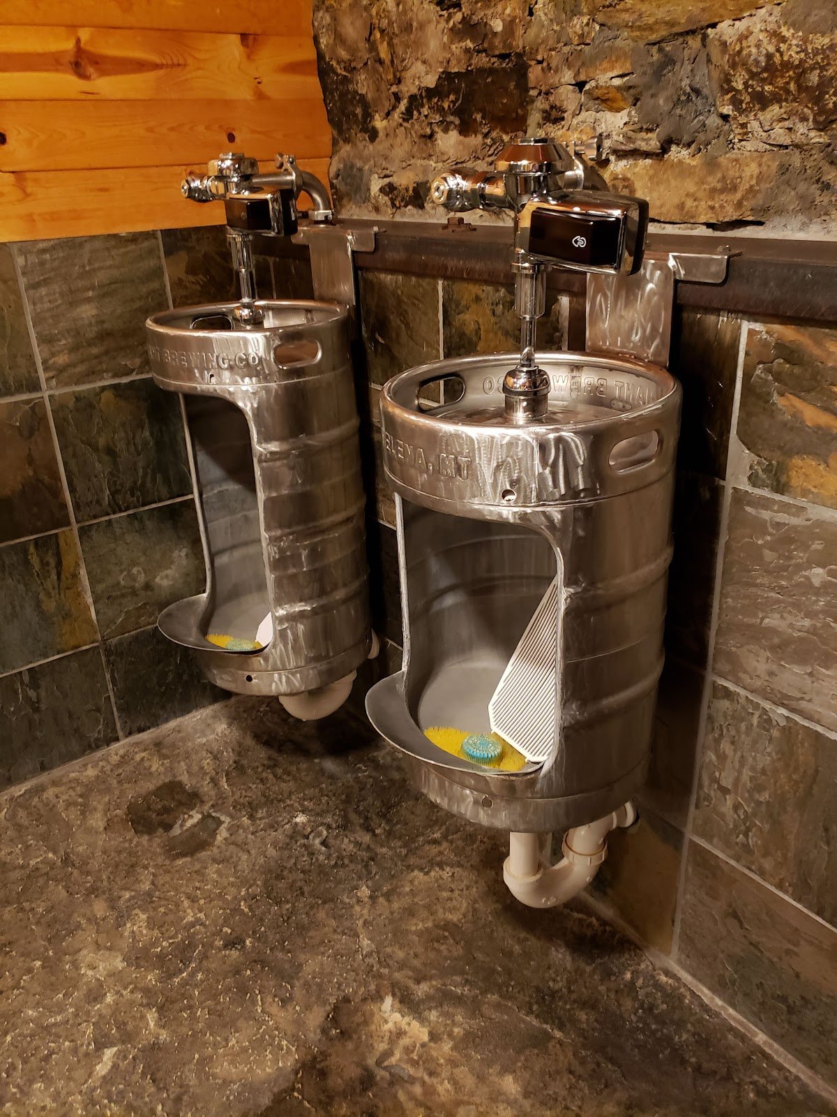 lewis-clark-tap-room-2