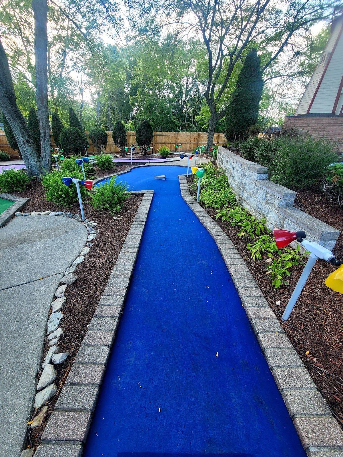 lighthouse-miniature-golf-2