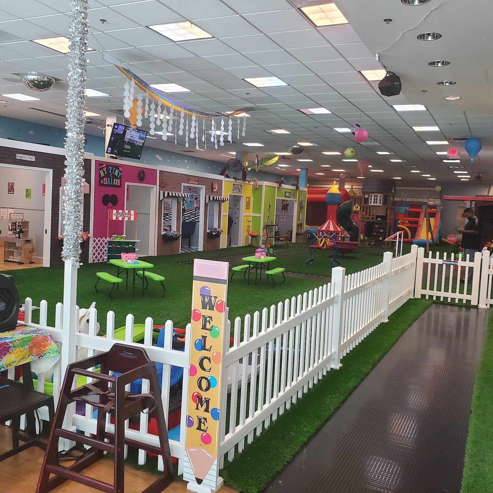 lollipops-indoor-playground-party-place-1