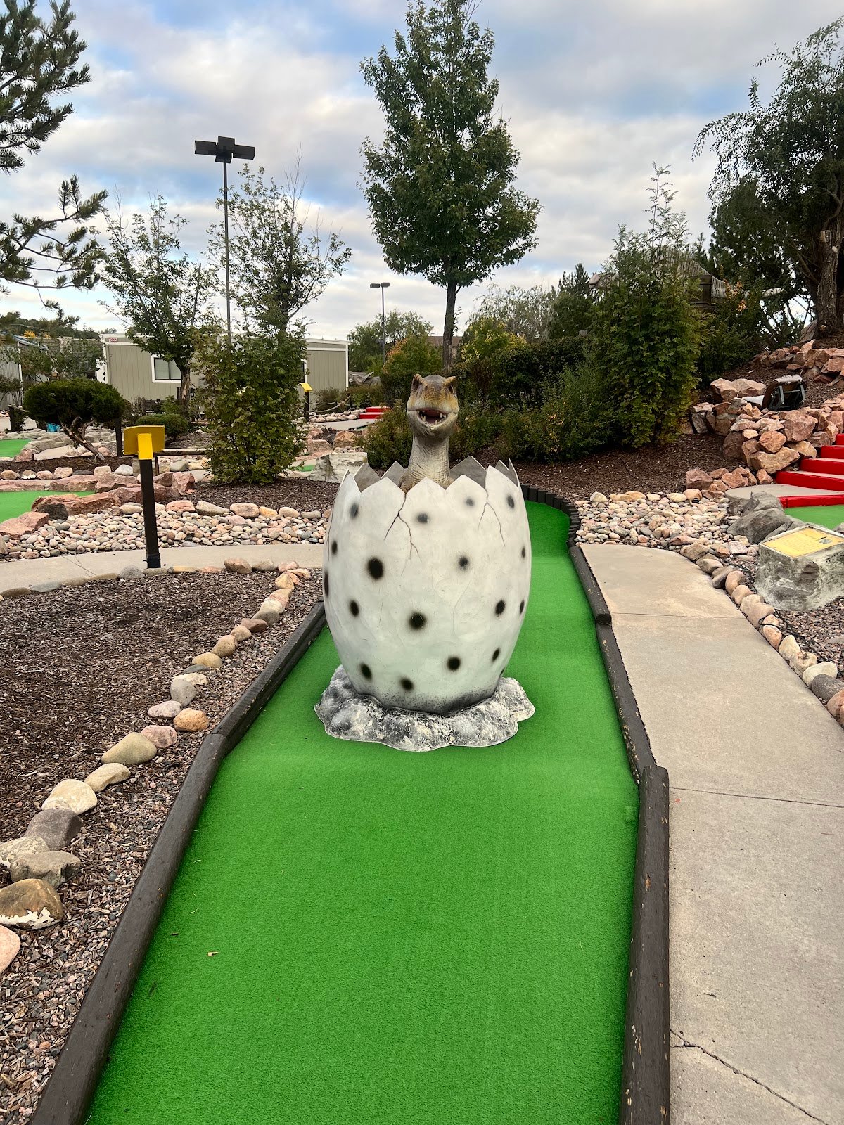 lost-island-miniature-golf-adventure-park-2