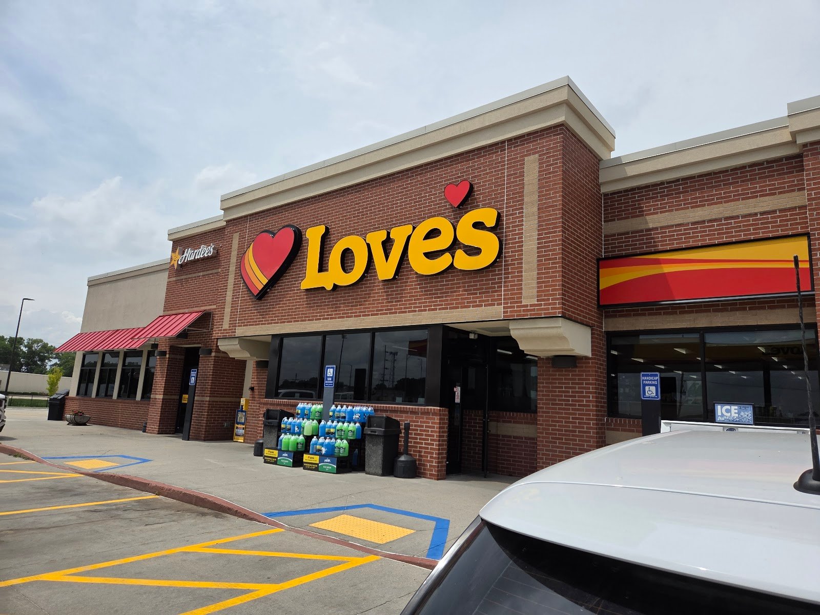 loves-travel-stop-1