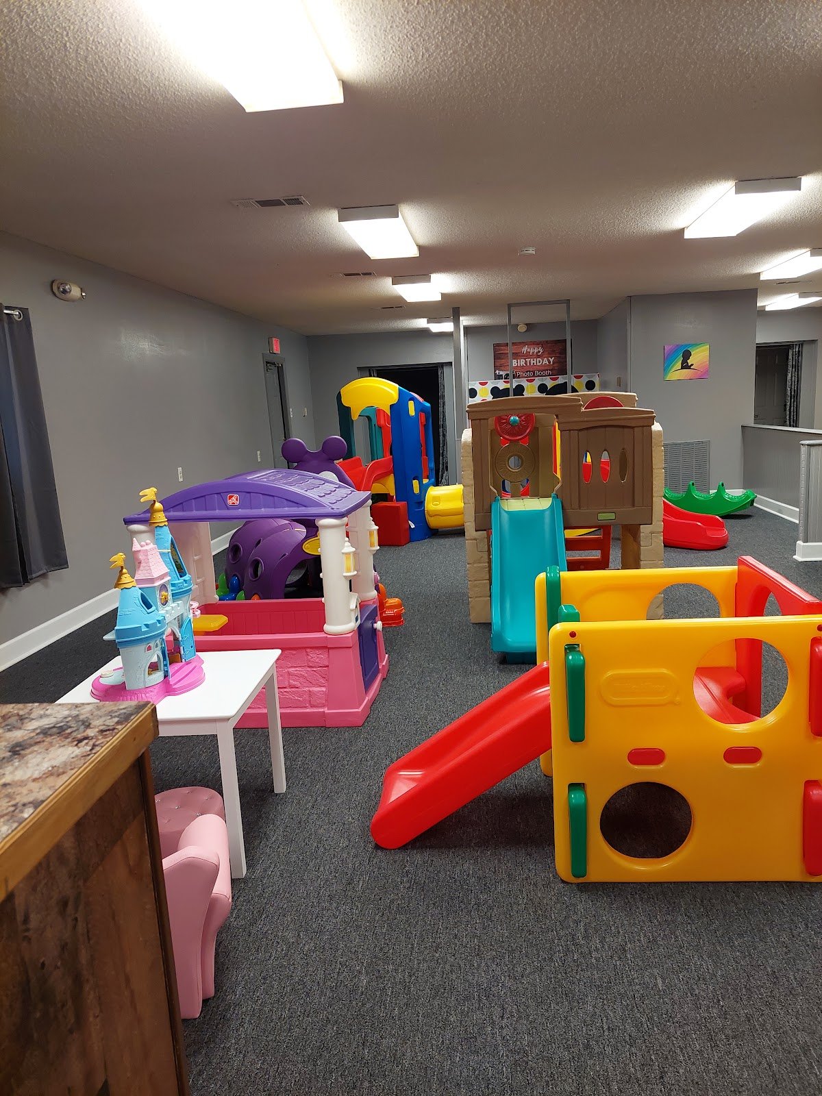 majestic-indoor-playground-and-birthday-center-2