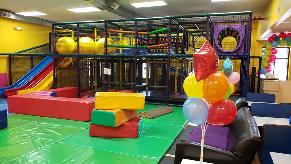 mandees-funtastic-play-center-llc-2
