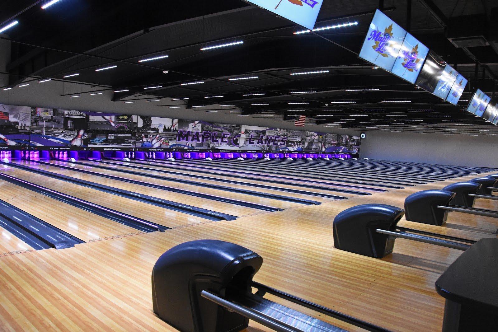 maple-lanes-bowling-center-2