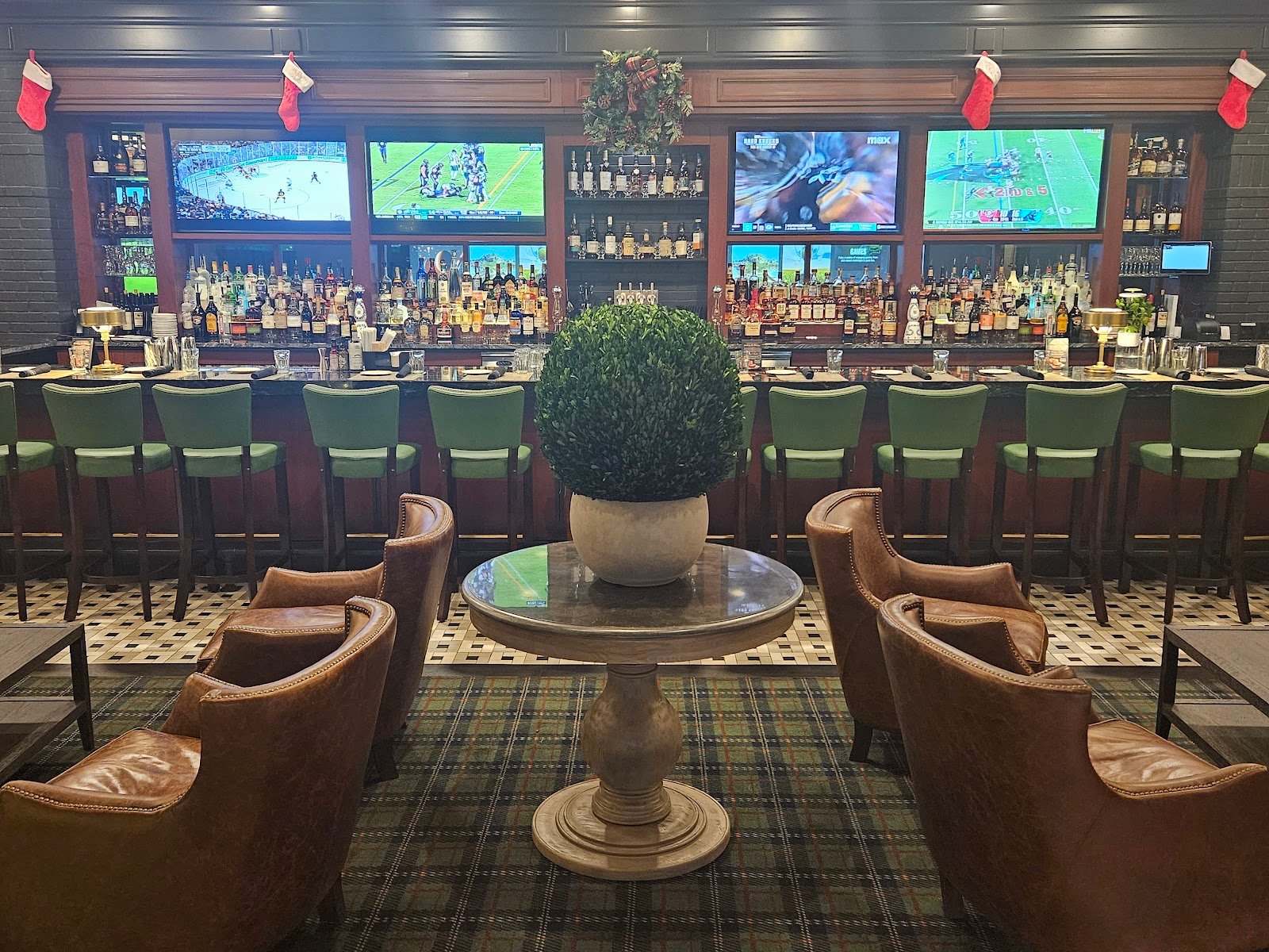 maxs-swing-lounge-3