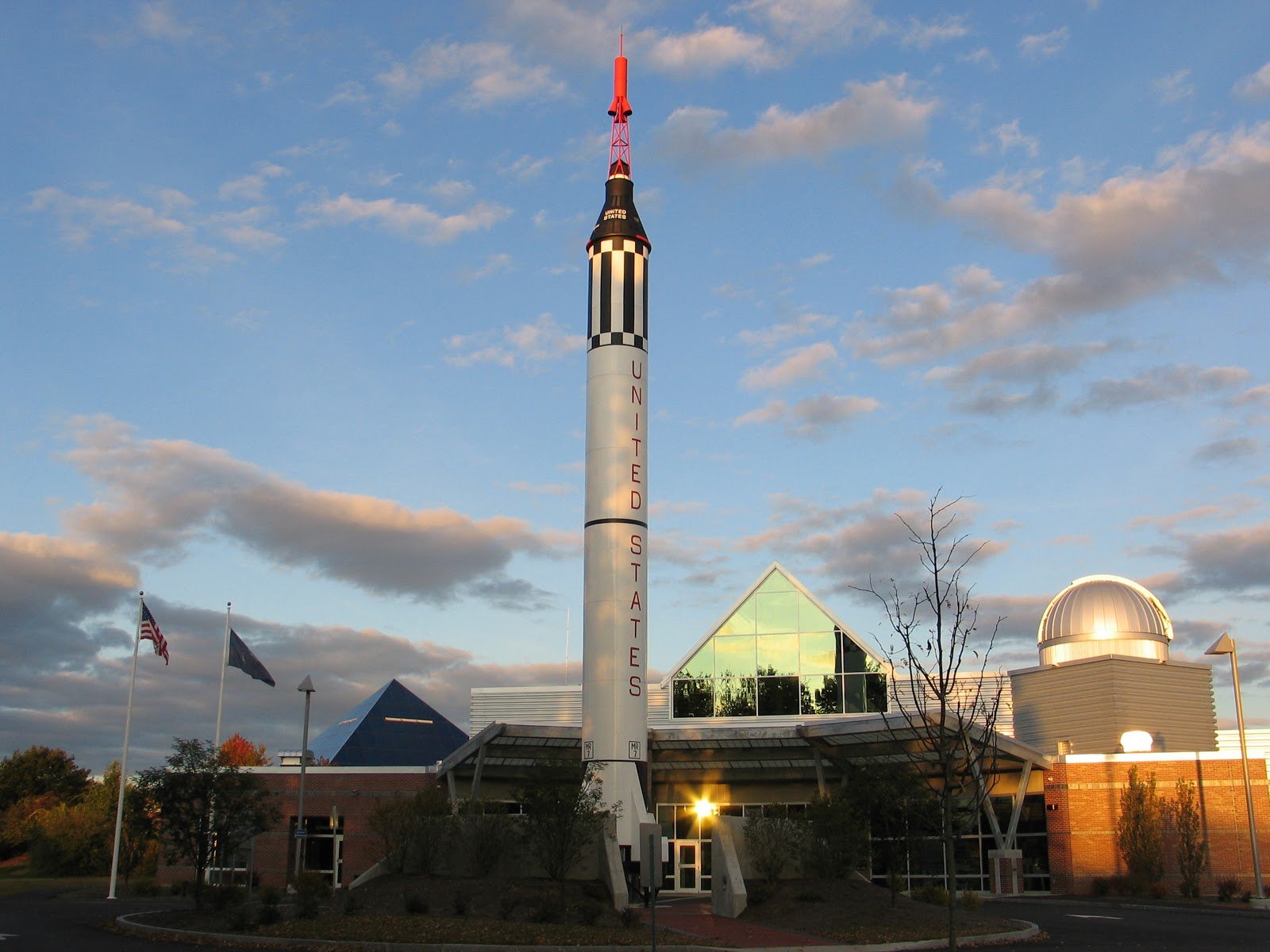 mcauliffeshepard-discovery-center-1