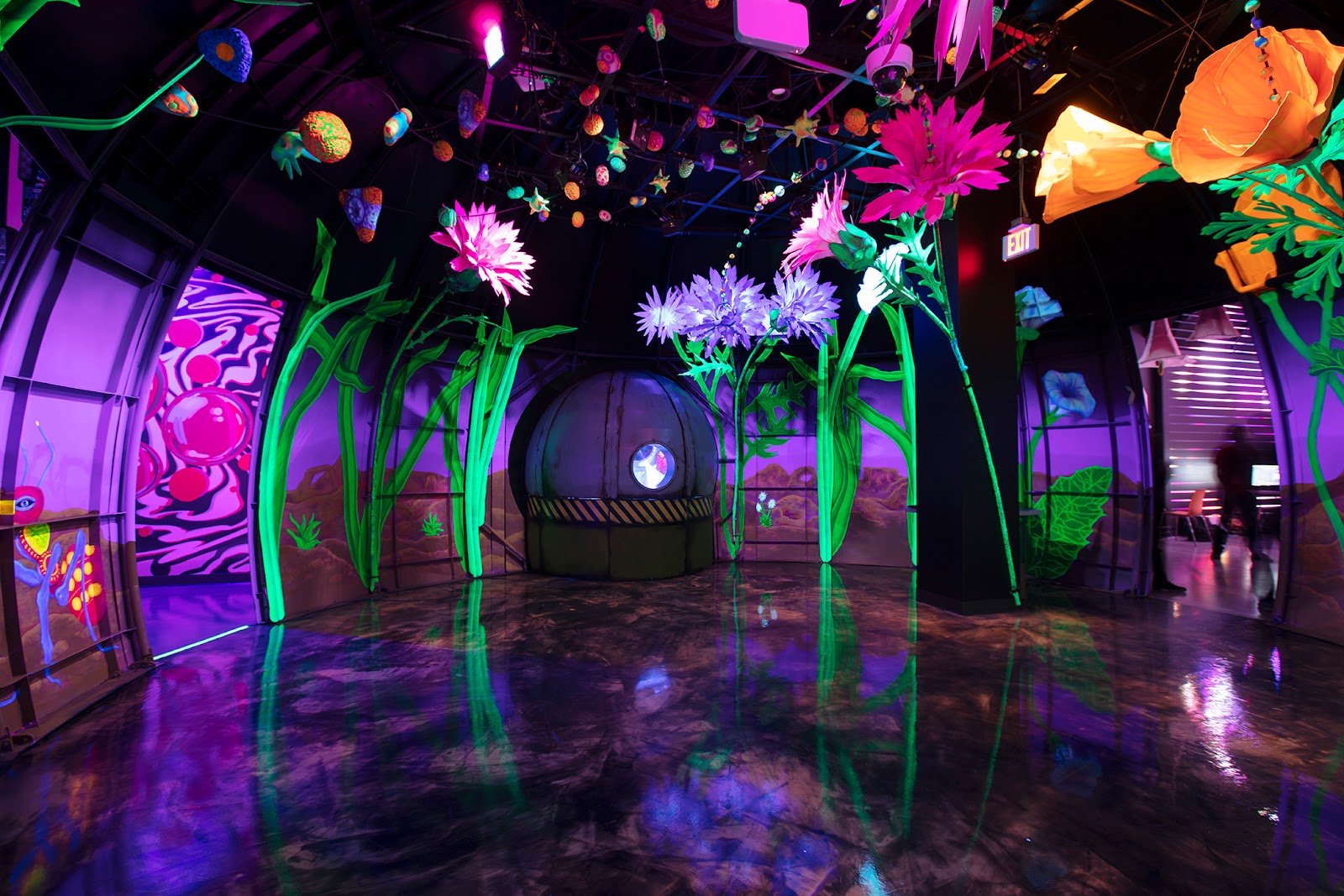 meow-wolf-las-vegas-omega-mart-4