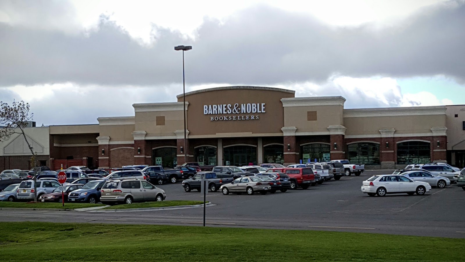 miller-hill-mall-1