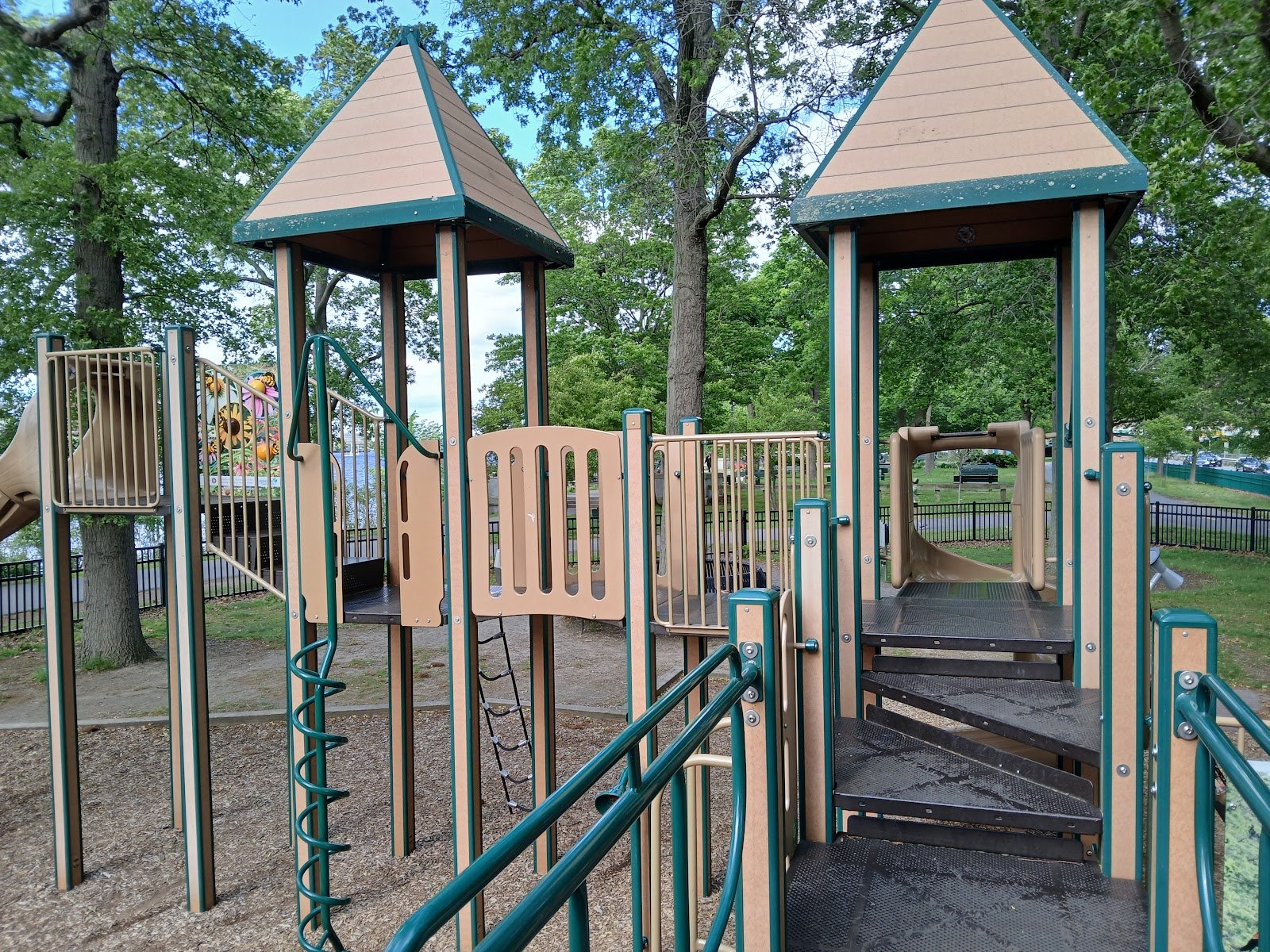 miriam-and-sidney-stoneman-playground-1