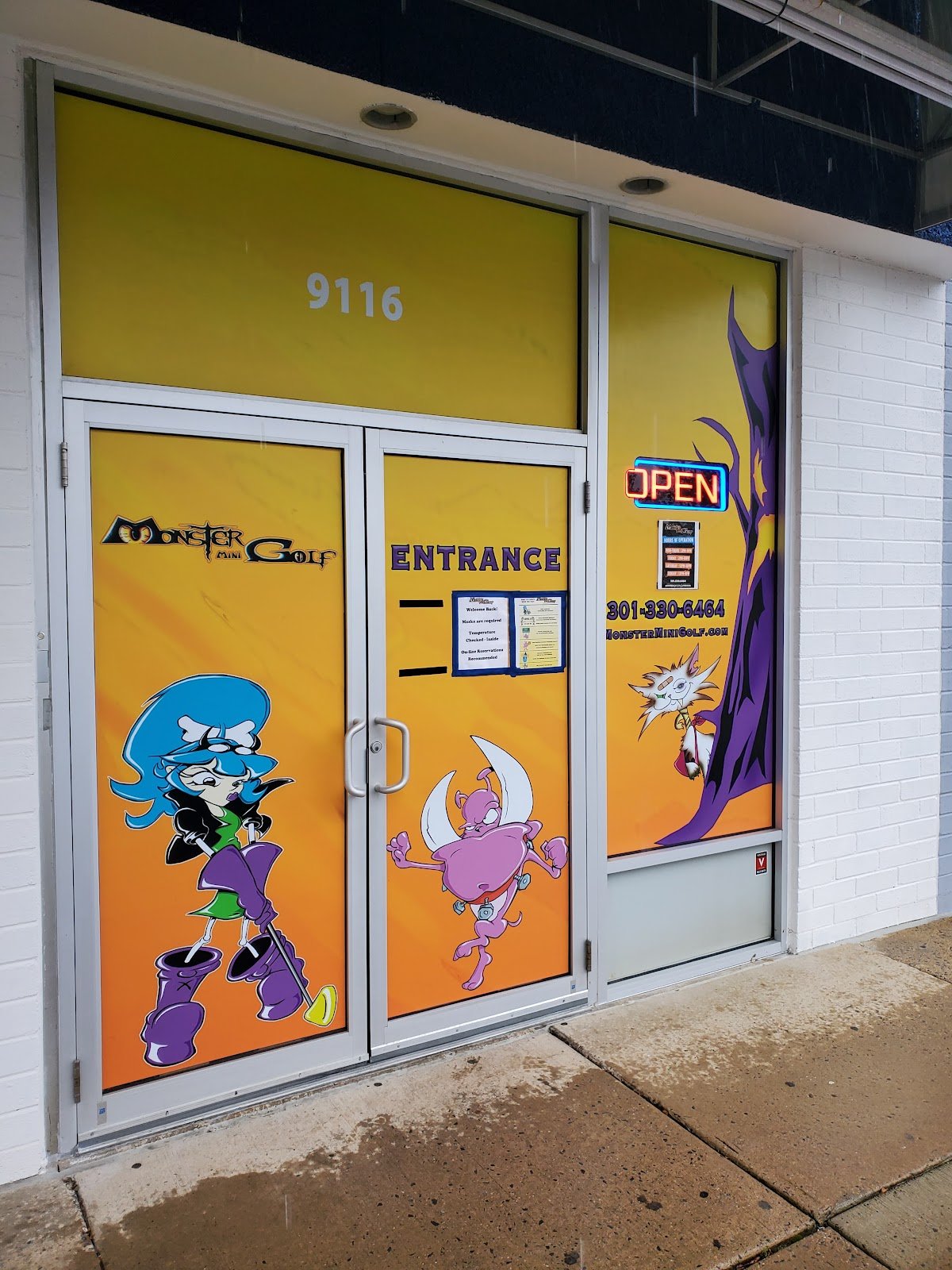 monster-mini-golf-gaithersburg-4