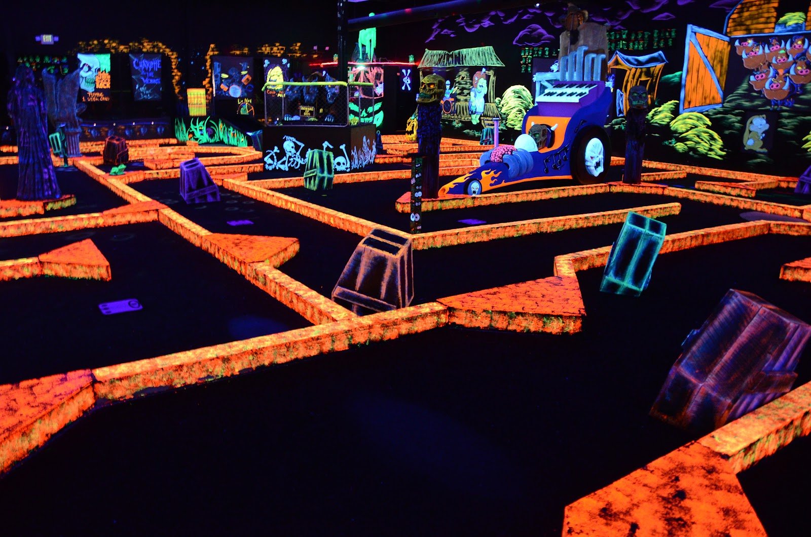 monster-mini-golf-lafayette-4