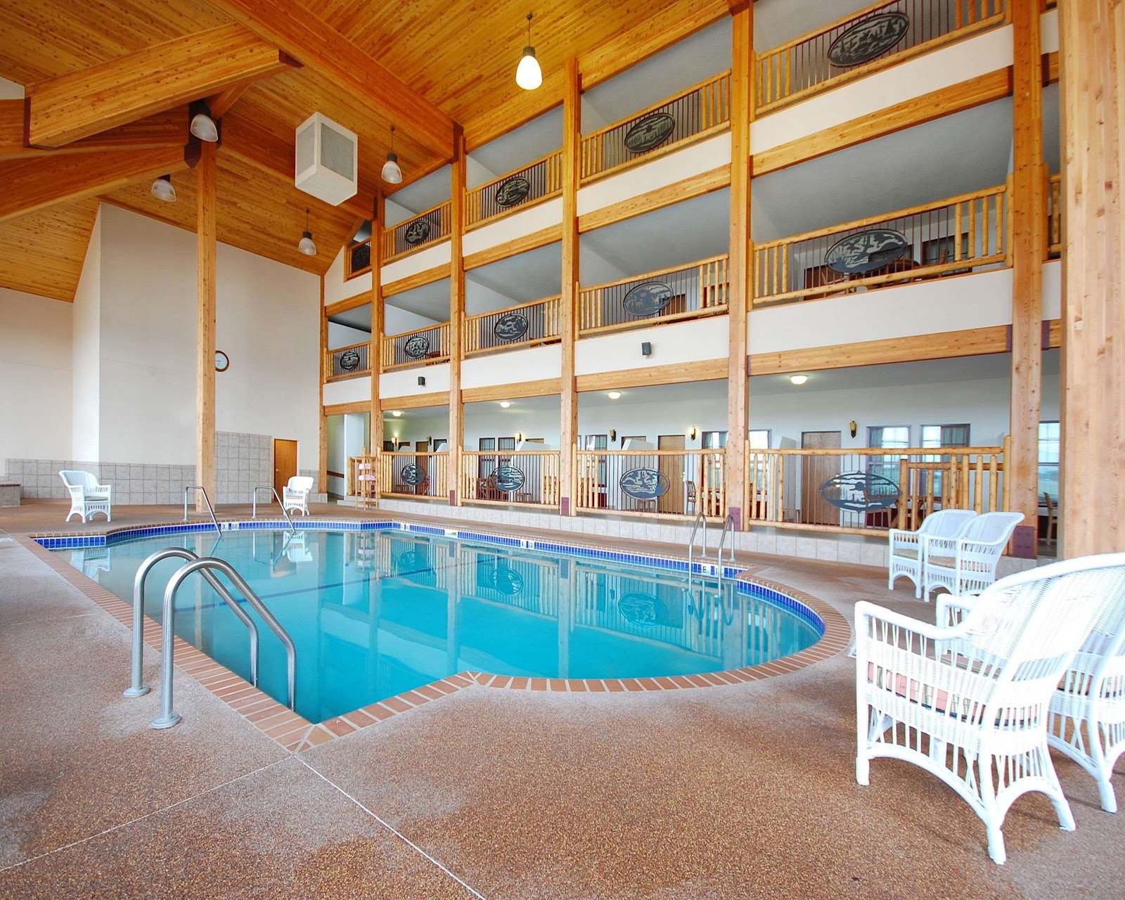 norfolk-lodge-suites-ascend-hotel-collection-3