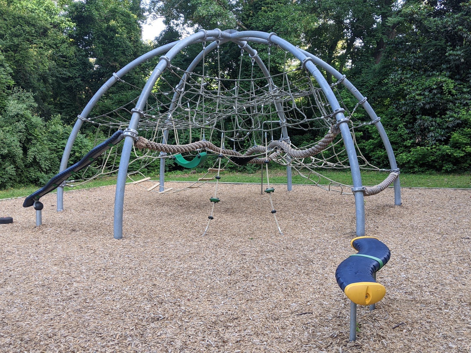 old-chapel-hill-road-park-playground-2