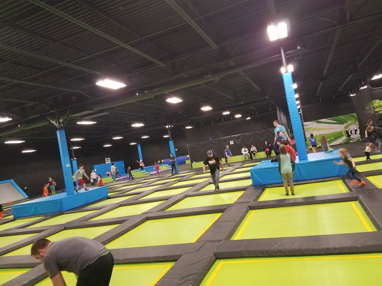 orono-trampoline-park-1