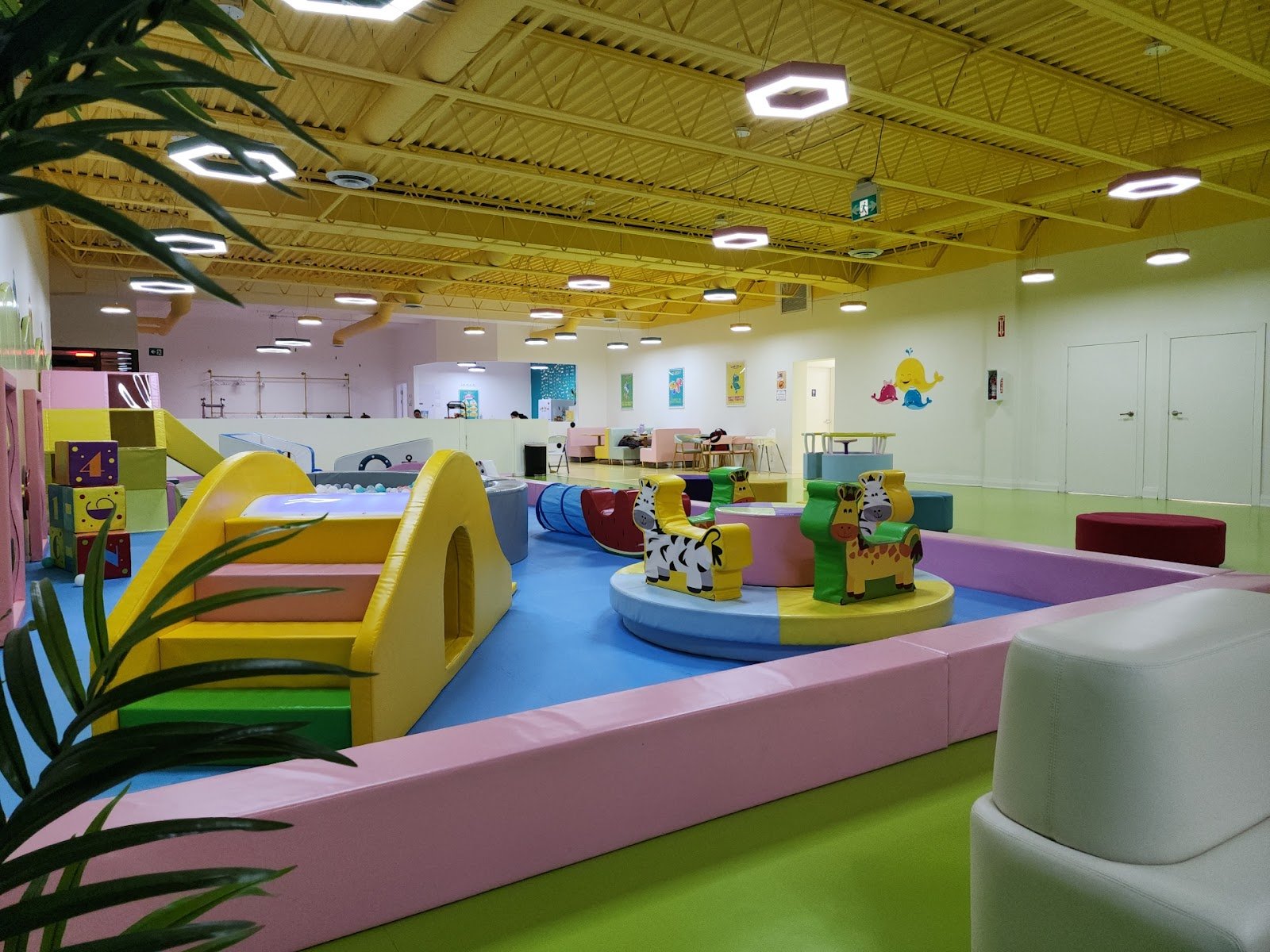 peekaboo-play-centre-1