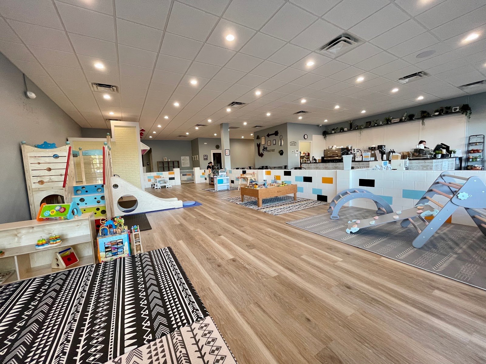 play-factory-and-cafe-3