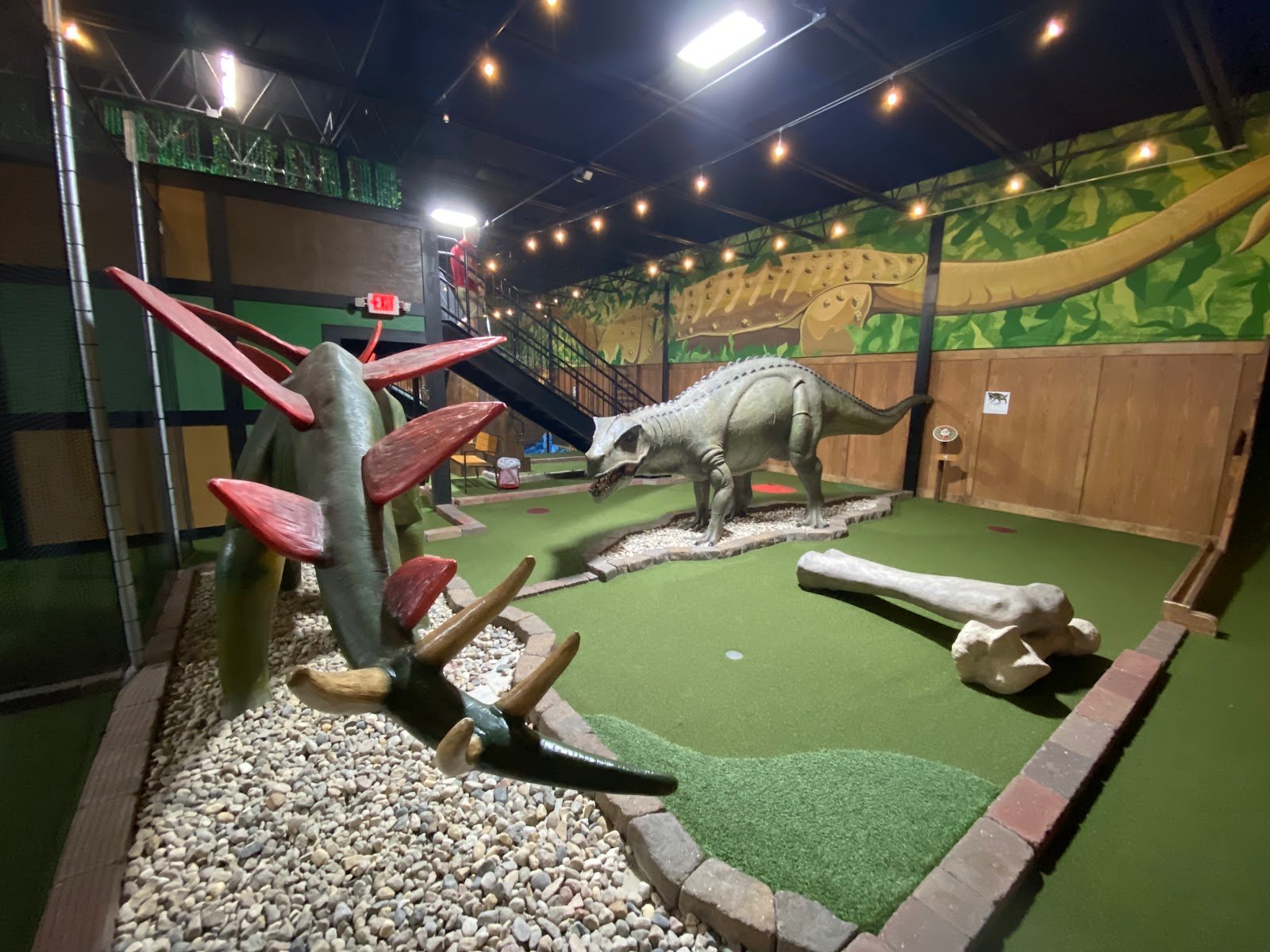 prehistoric-putt-lincoln-3
