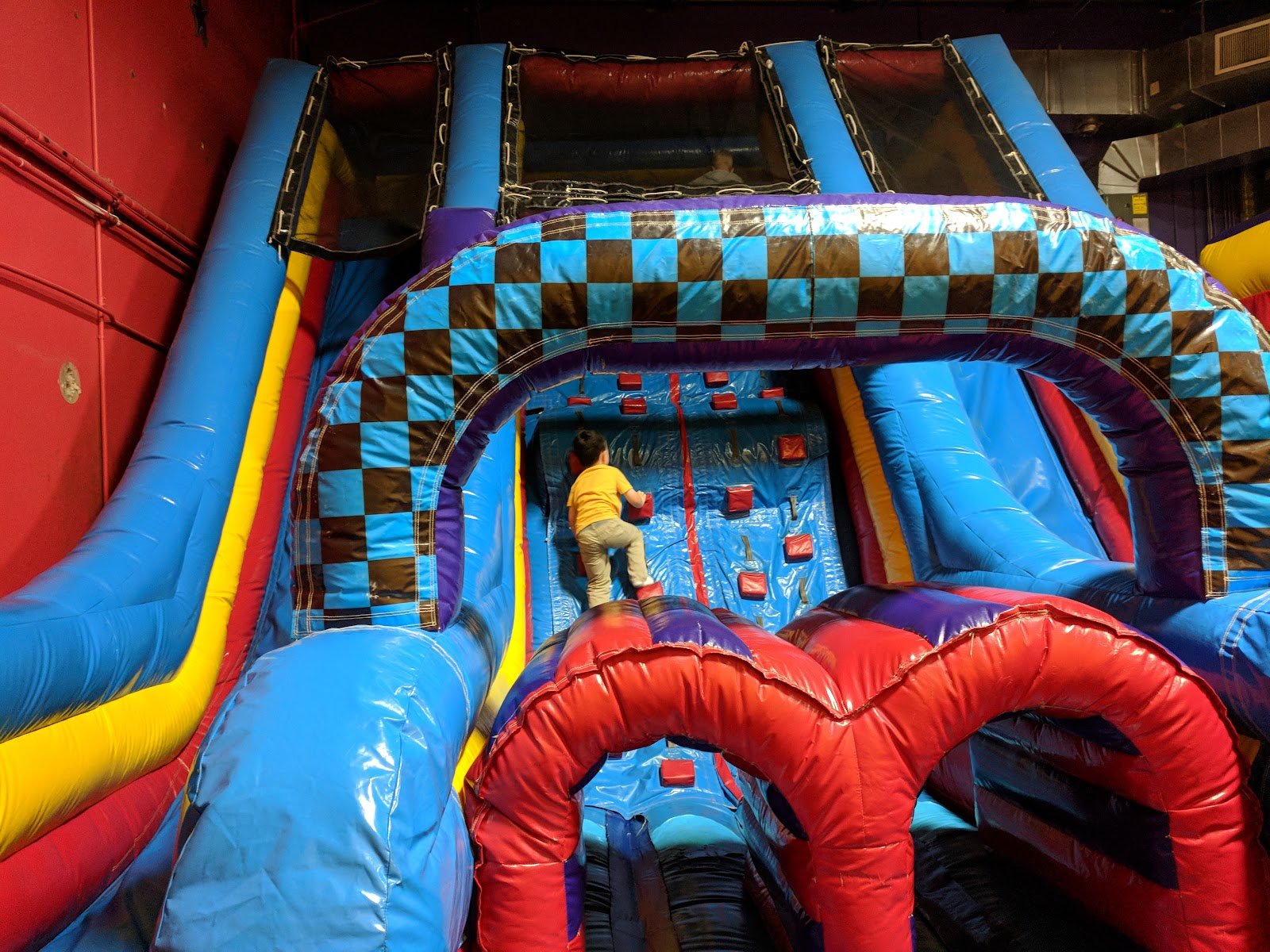 pump-it-up-jacksonville-kids-birthdays-and-more-2