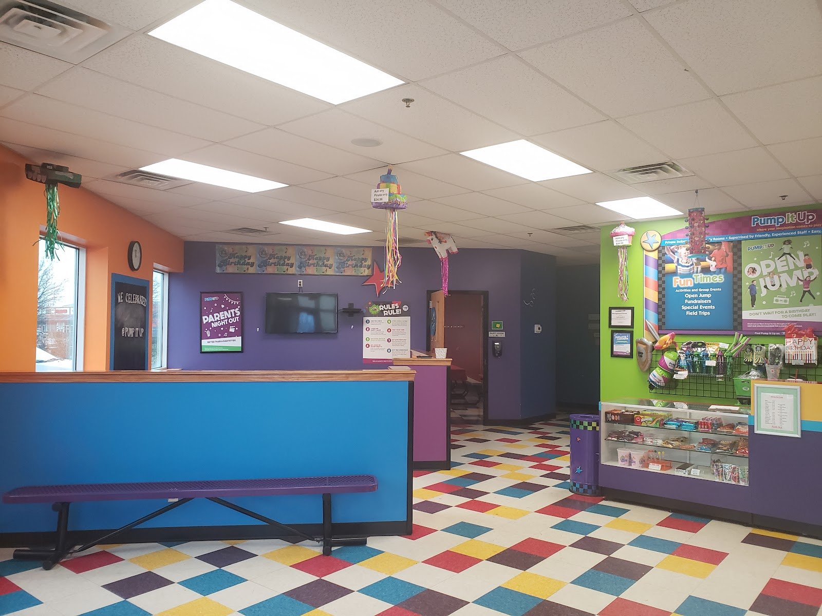 pump-it-up-st-charles-kids-birthdays-and-more-4