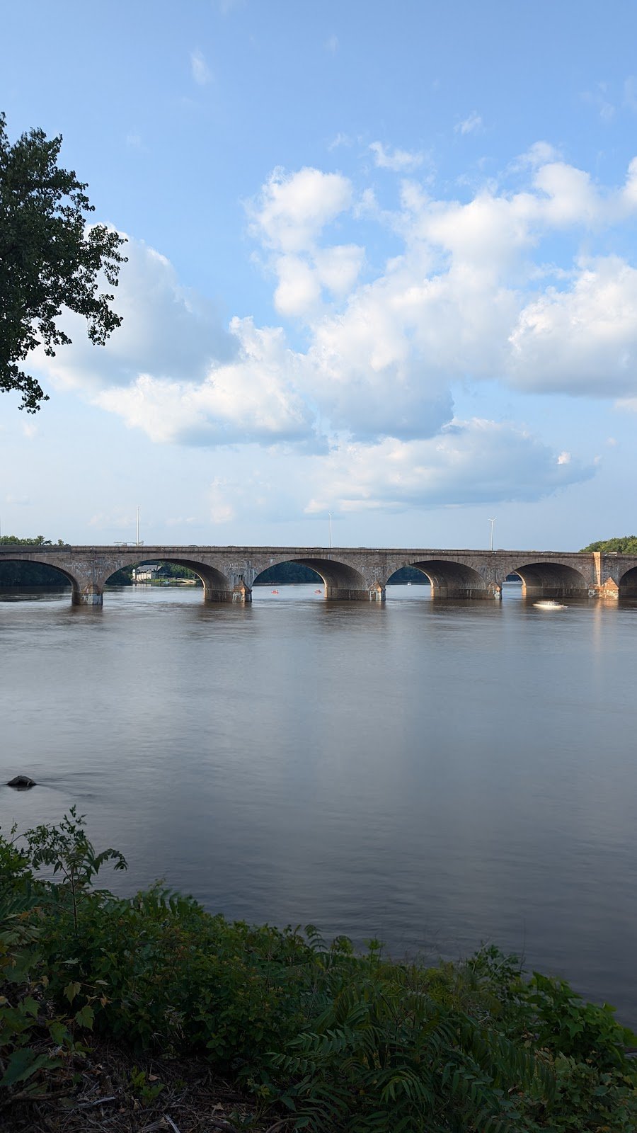 riverfront-boathouse-1