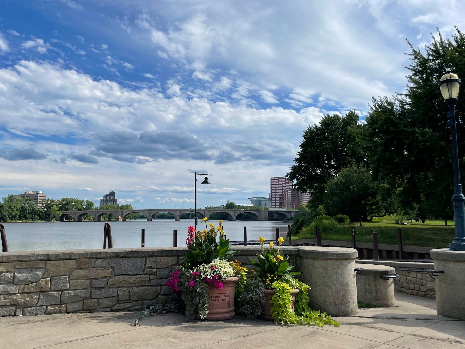 riverfront-boathouse-4