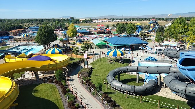 roaring-springs-water-park-4