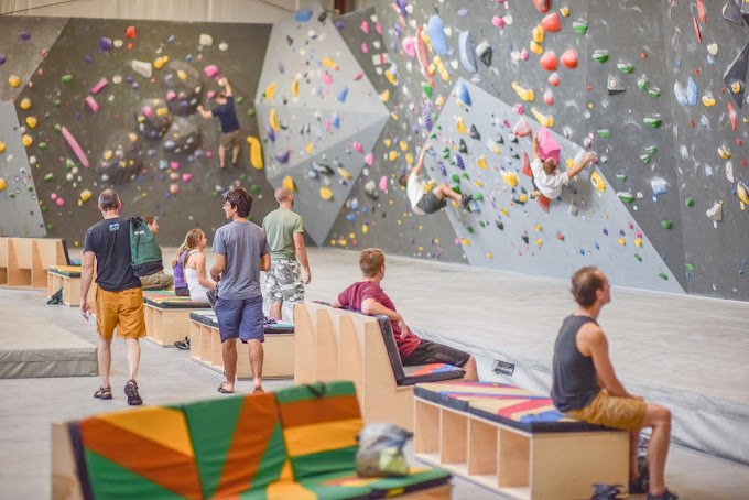 rock-mill-climbing-yoga-fitness-cafe-1