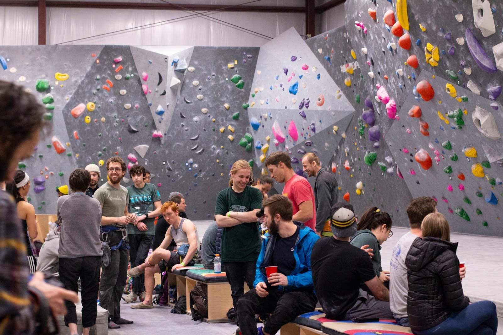 rock-mill-climbing-yoga-fitness-cafe-2