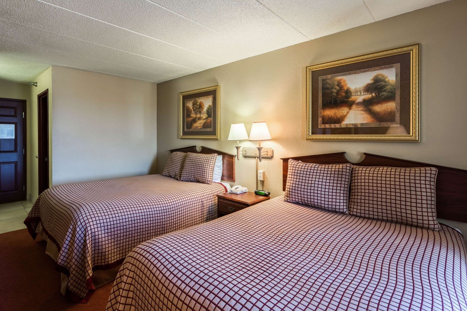 rodeway-inn-2