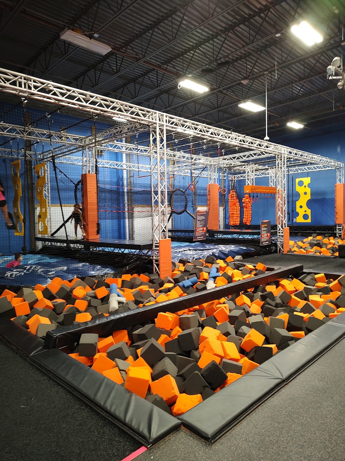 sky-zone-hagerstown-3