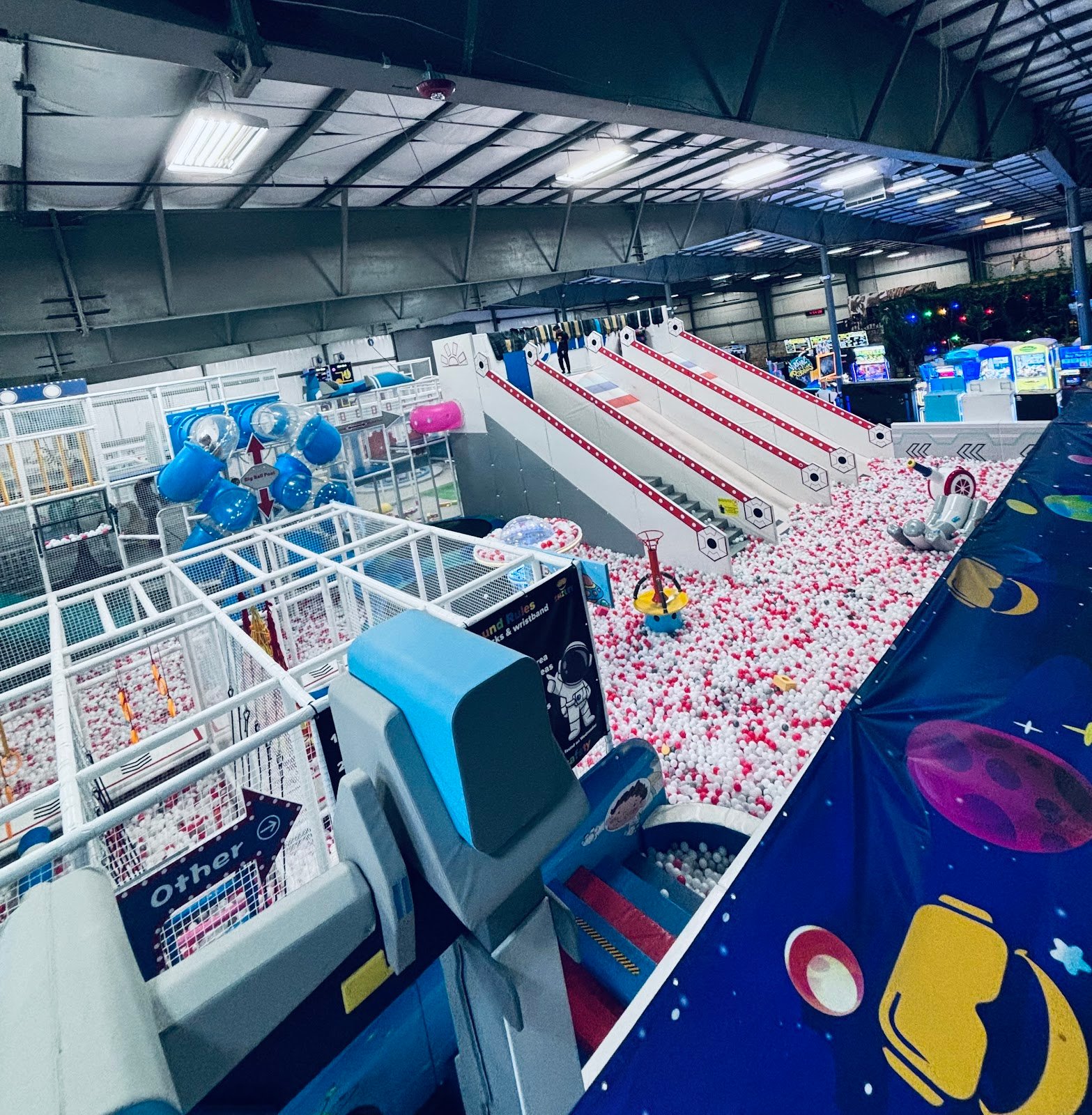 smileys-space-themed-adventure-park-1