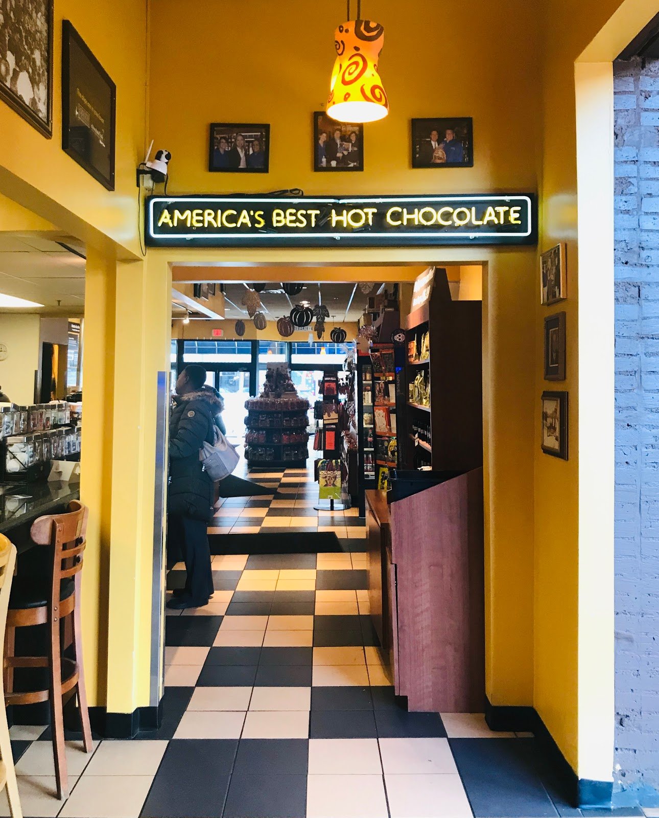 south-bend-chocolate-cafe-1