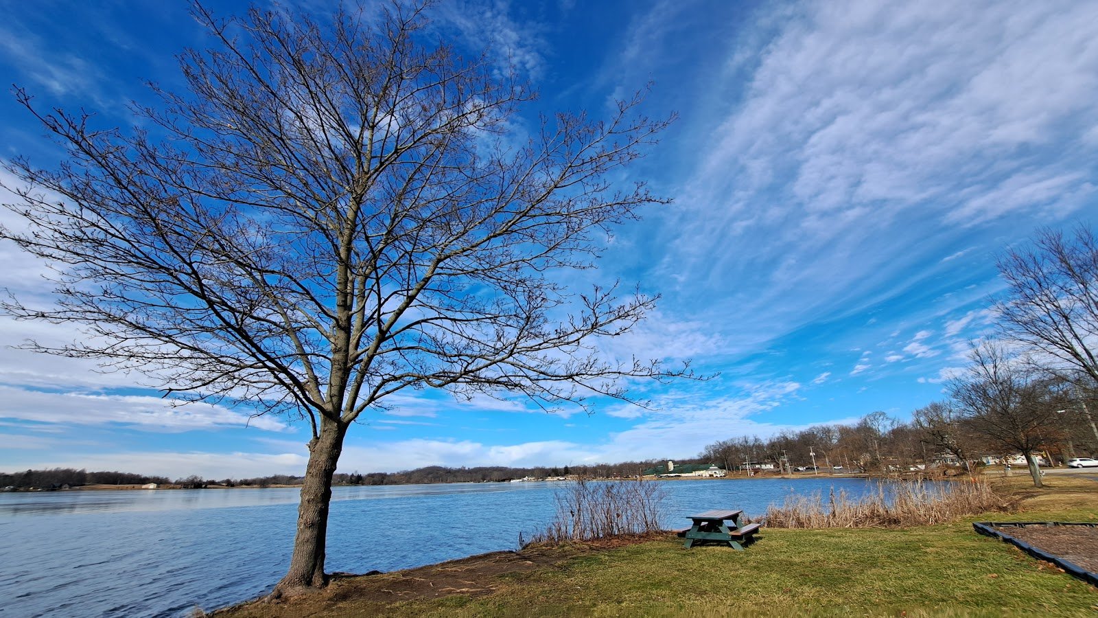 springfield-lake-playground-1