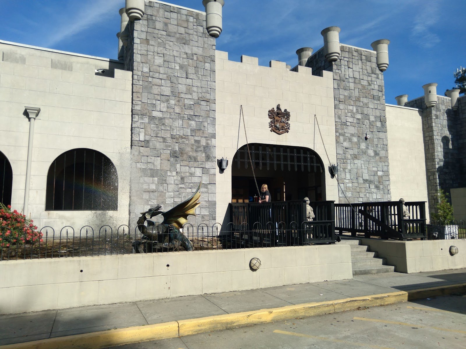 star-castle-family-entertainment-center-1