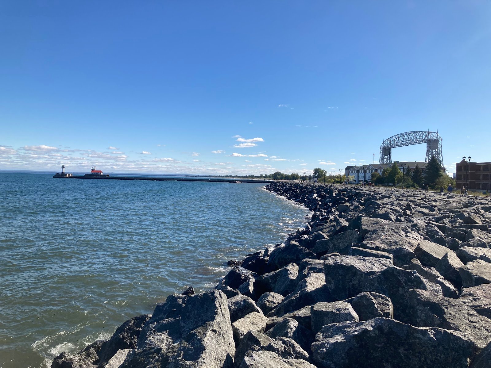 the-duluth-lakewalk-1