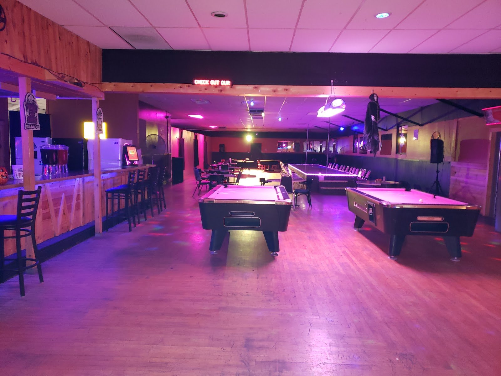 the-platform-strip-club-2