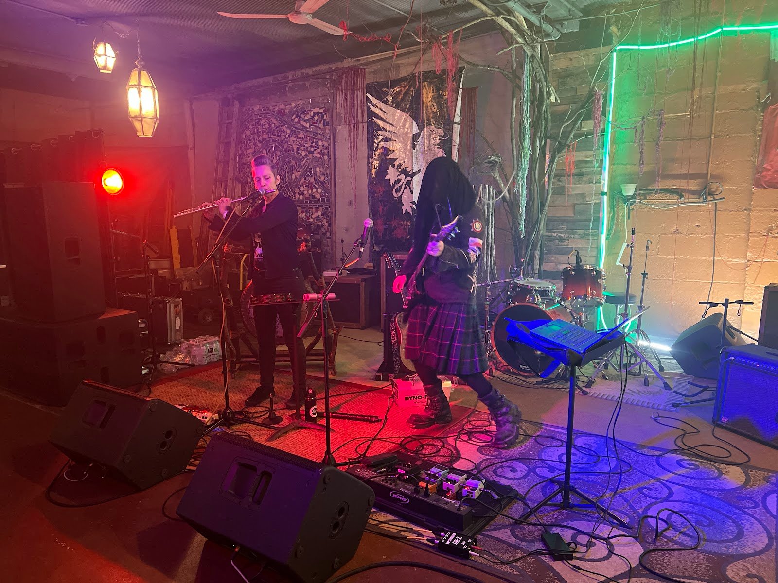 the-well-coffee-house-4