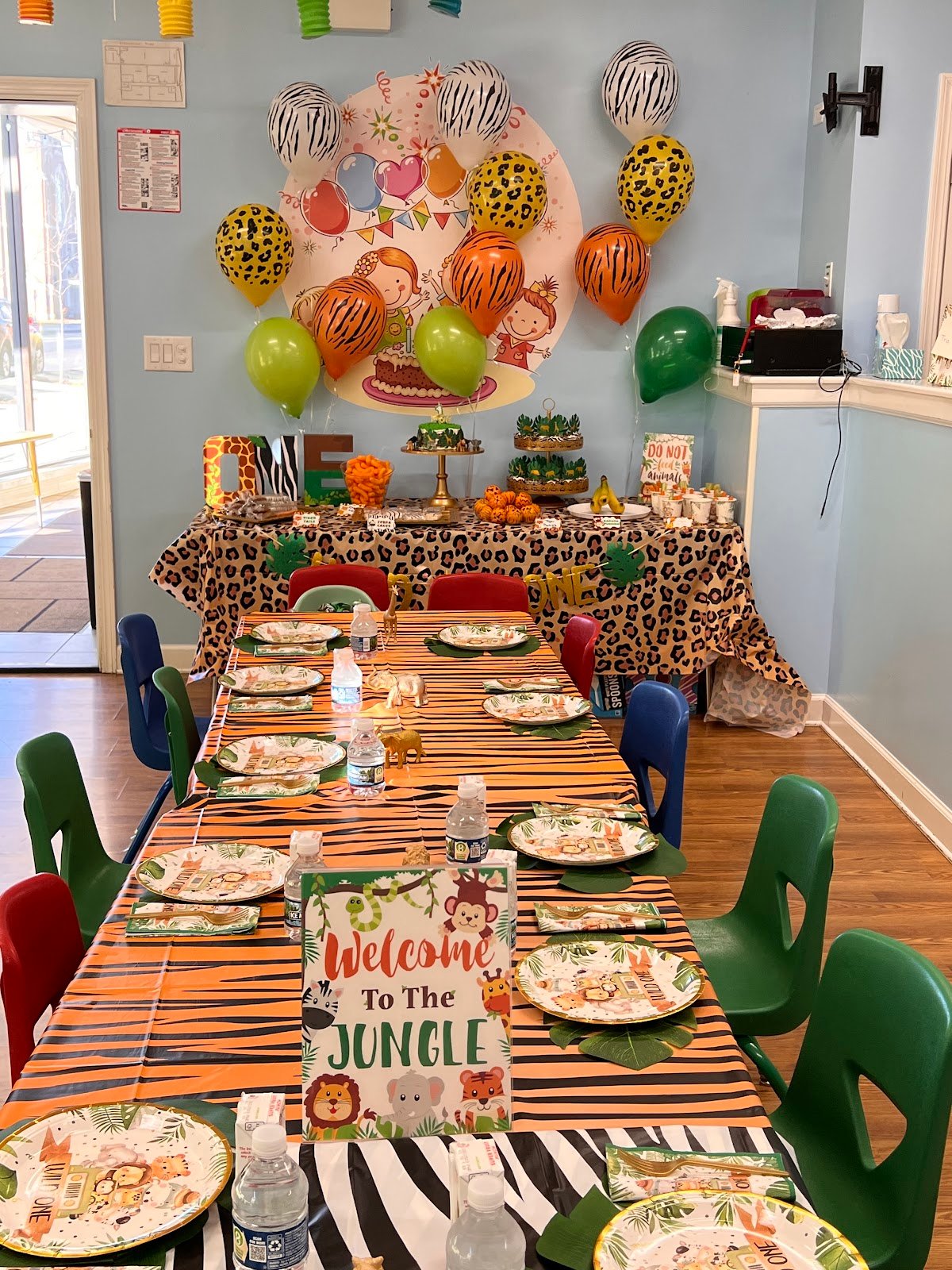 tots-land-private-playground-party-room-4
