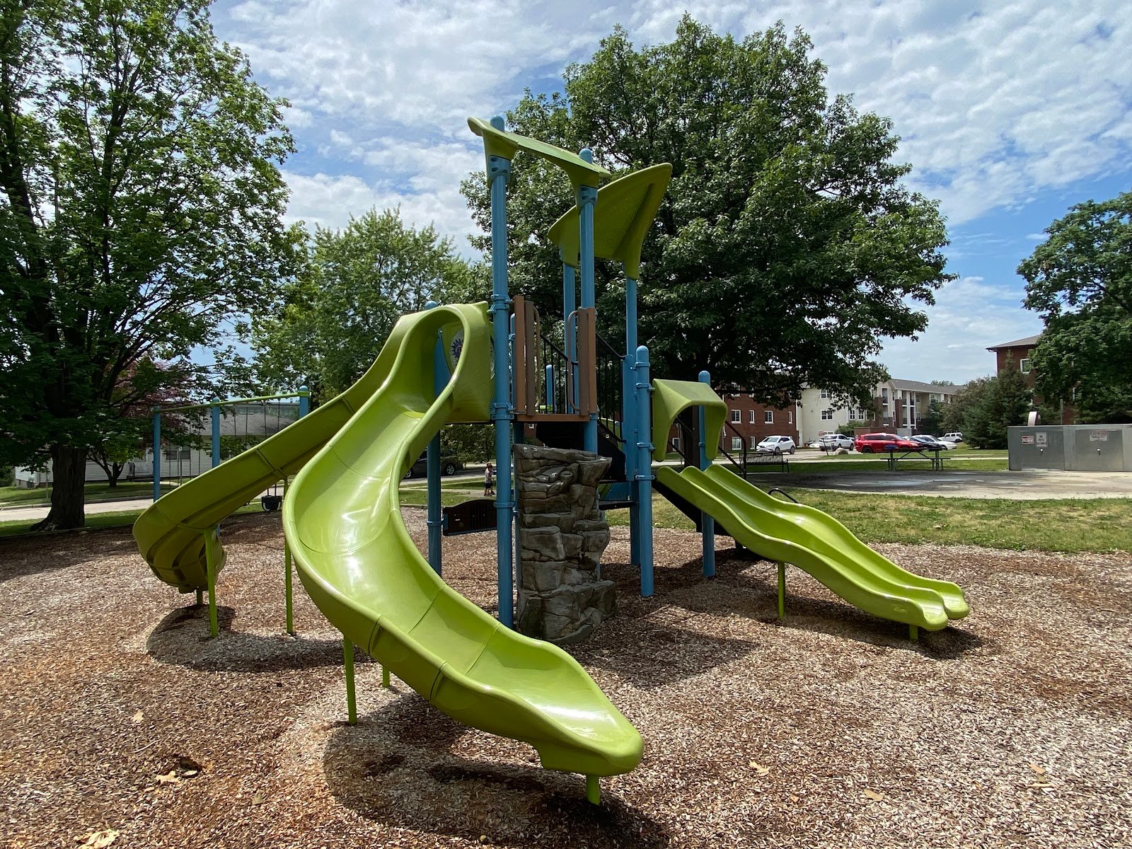 tower-court-park-1
