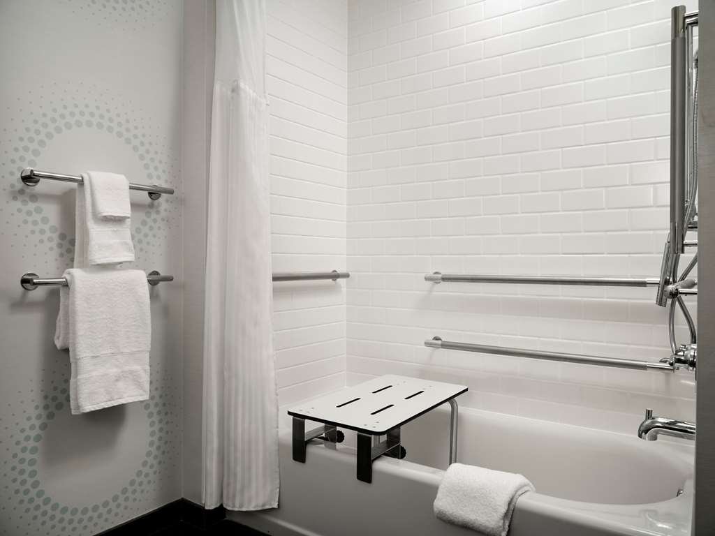 tru-by-hilton-tupelo-3