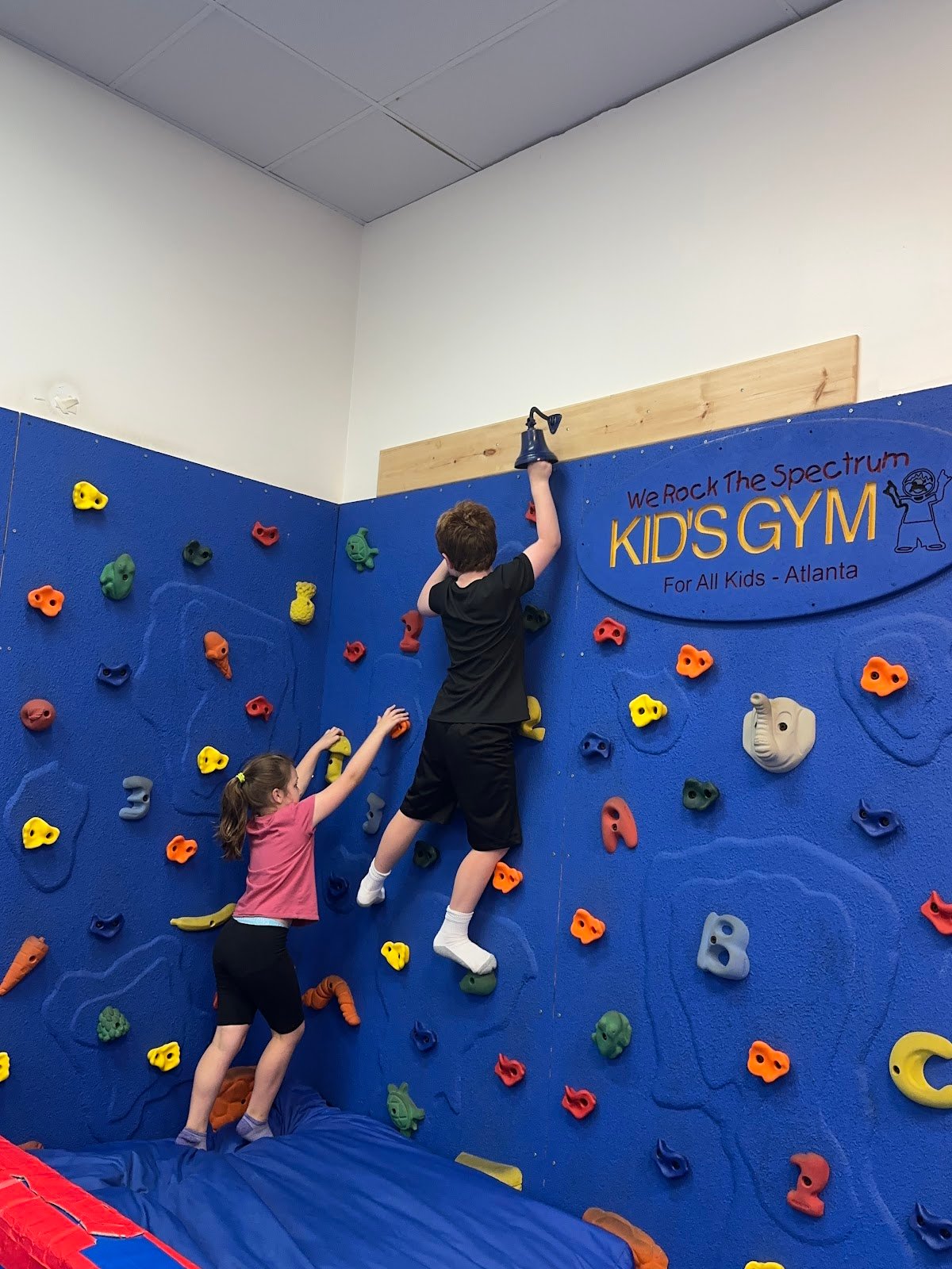 we-rock-the-spectrum-kids-gym-atlanta-4