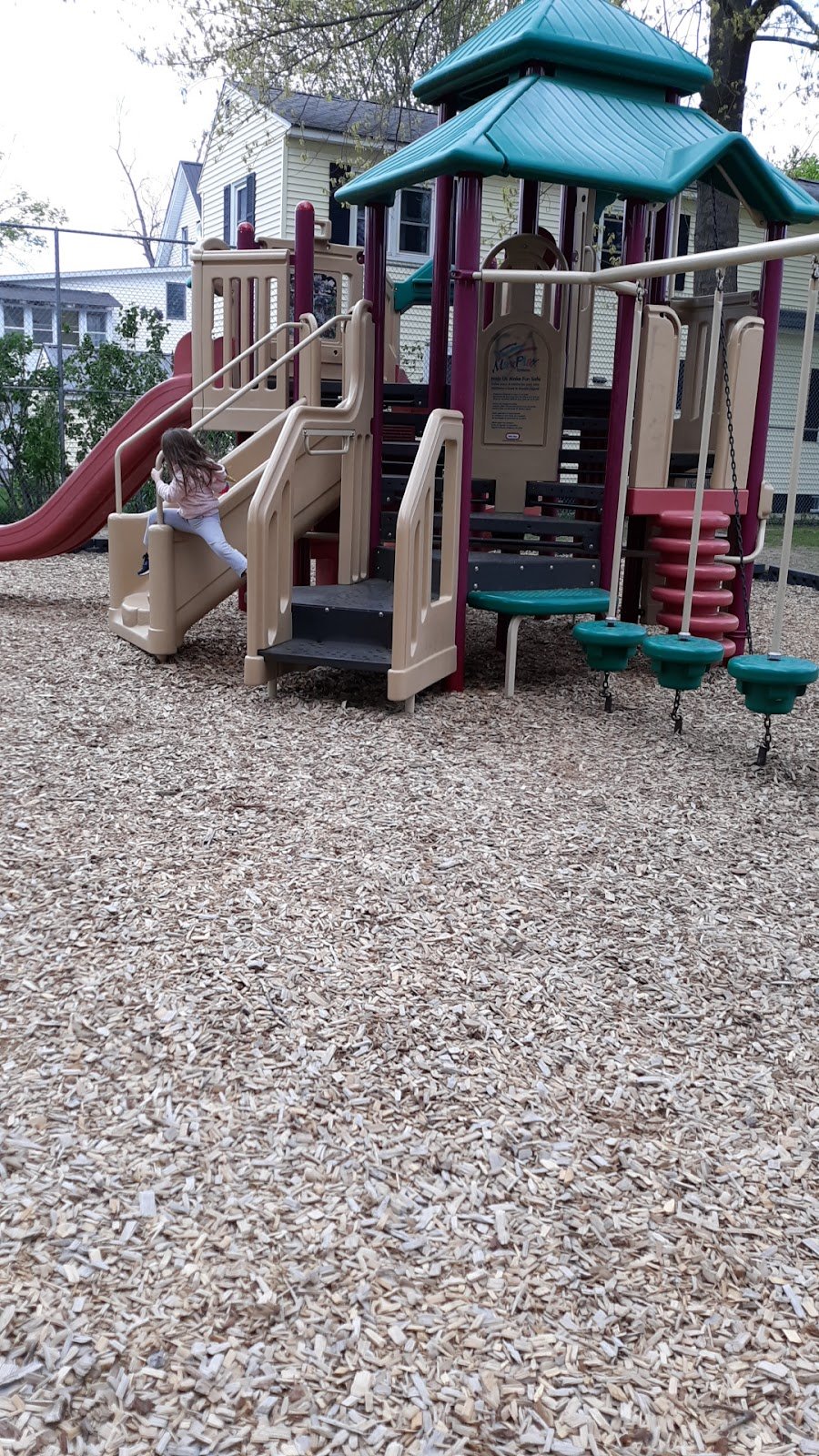 west-street-play-lot-3