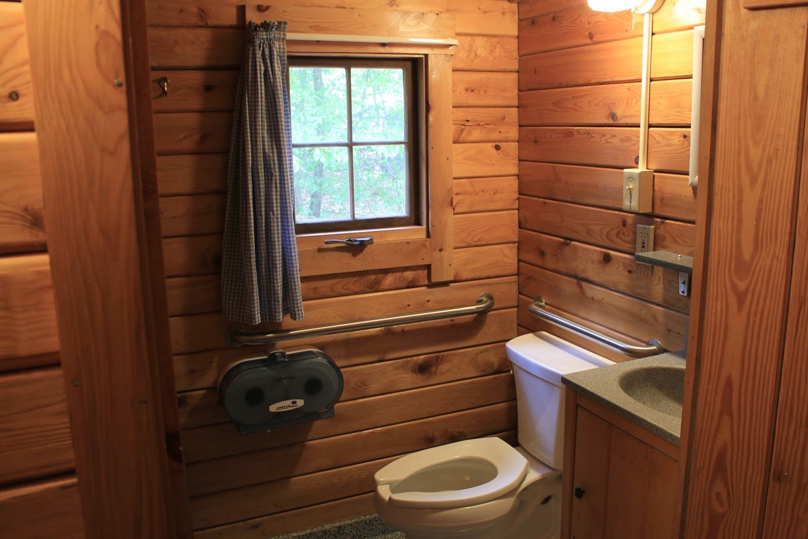 yogi-bears-jellystone-park-campresort-lakes-region-in-milton-nh-4